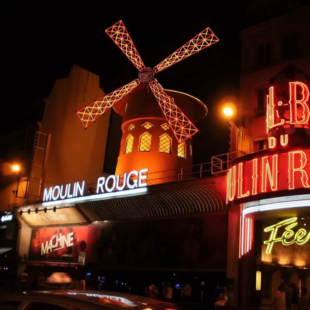 Moulin Rouge show in Parijs bij avond