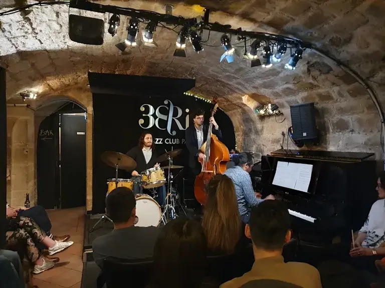 38 Riv Jazz Club in Le Marais