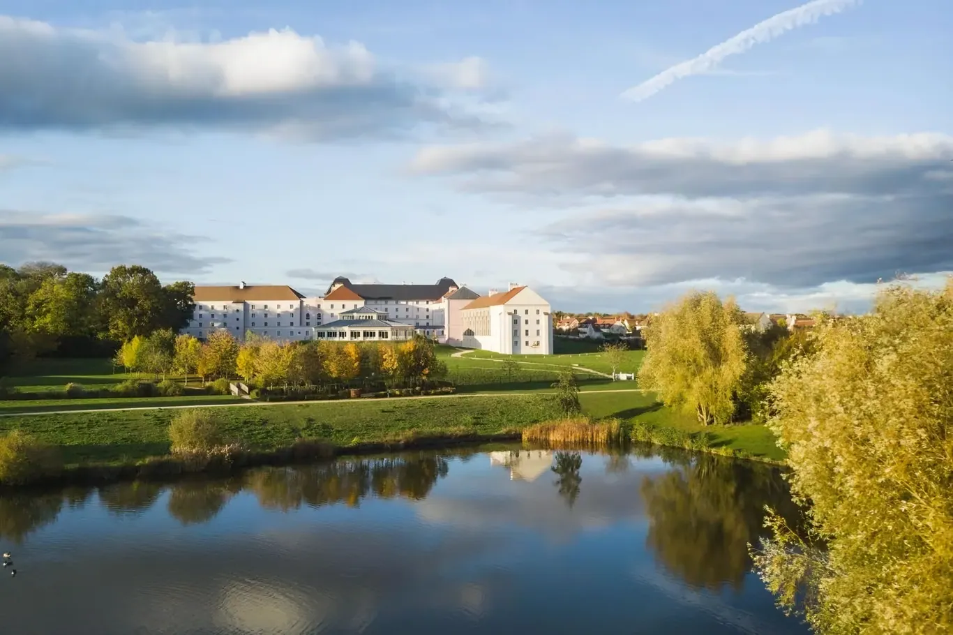 Buitenkant van Hotel B&B bij Disneyland Parijs
