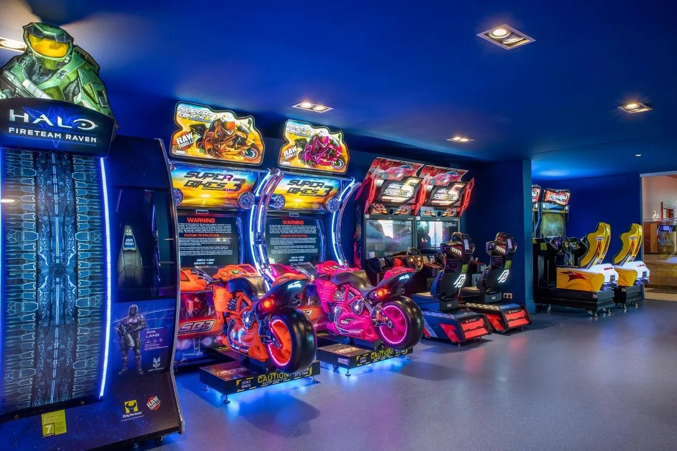 De game arcade in Explorers Hotel