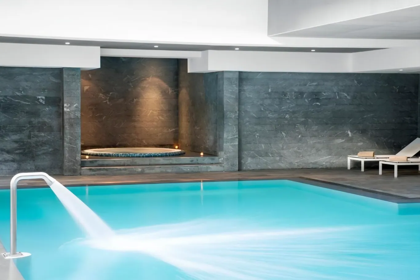 De jacuzzi van Residence du Parc