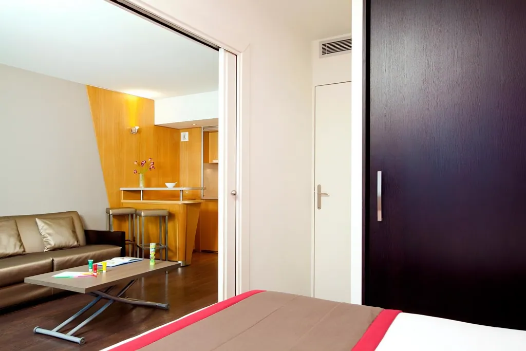Een ruim appartement in Residhome Val d'Europe