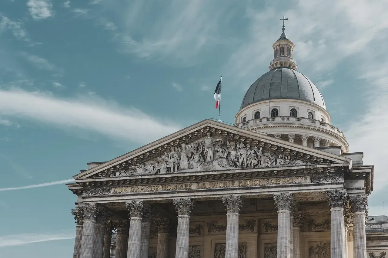 Het Pantheon in Parijs van buiten gezien