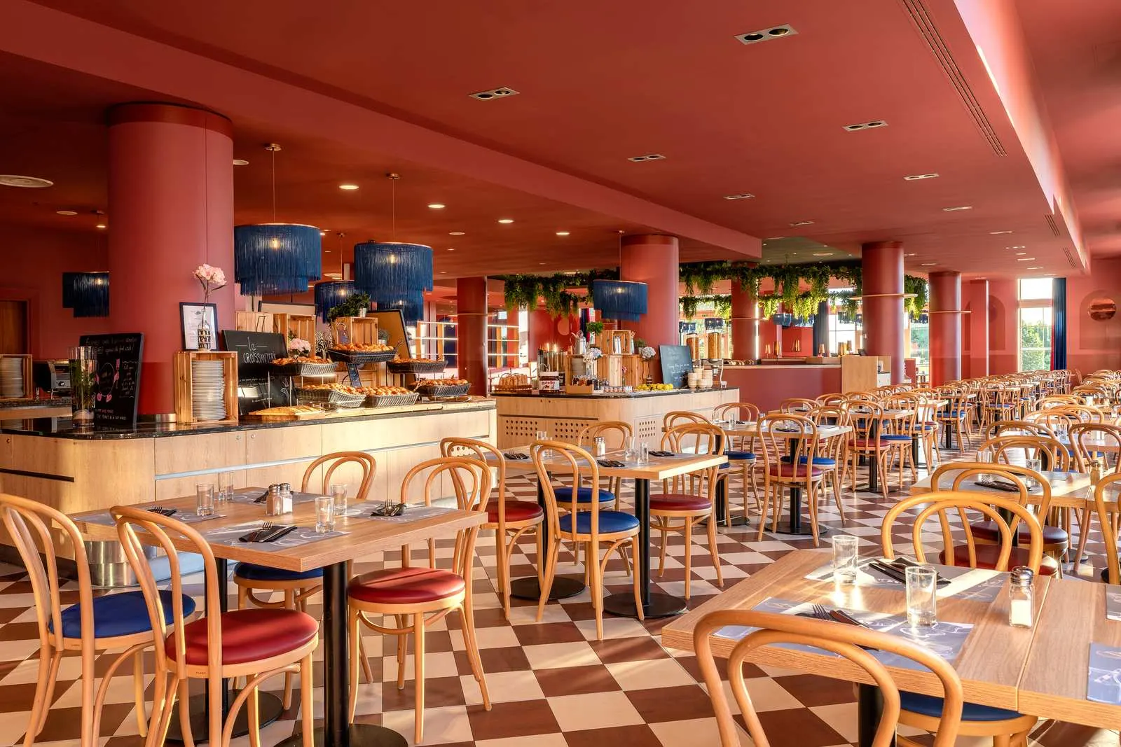 Restaurant Chez Maurice in Explorers Hotel