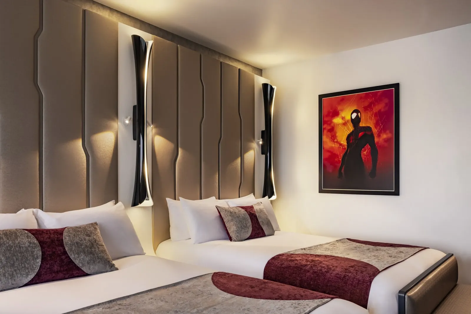 Superior kamer met Marvel-accenten in Disney Hotel New York