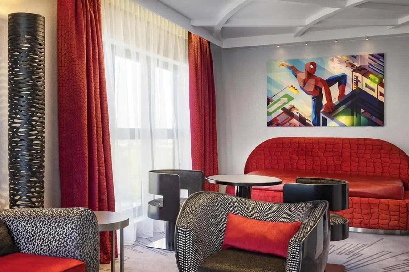 Empire State Club suite in Disney Hotel New York