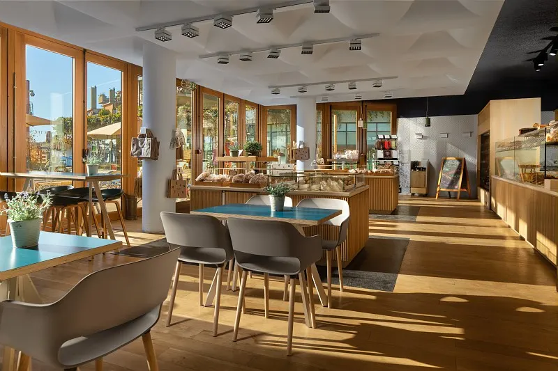 Restaurant aan de Lakeside Promenade