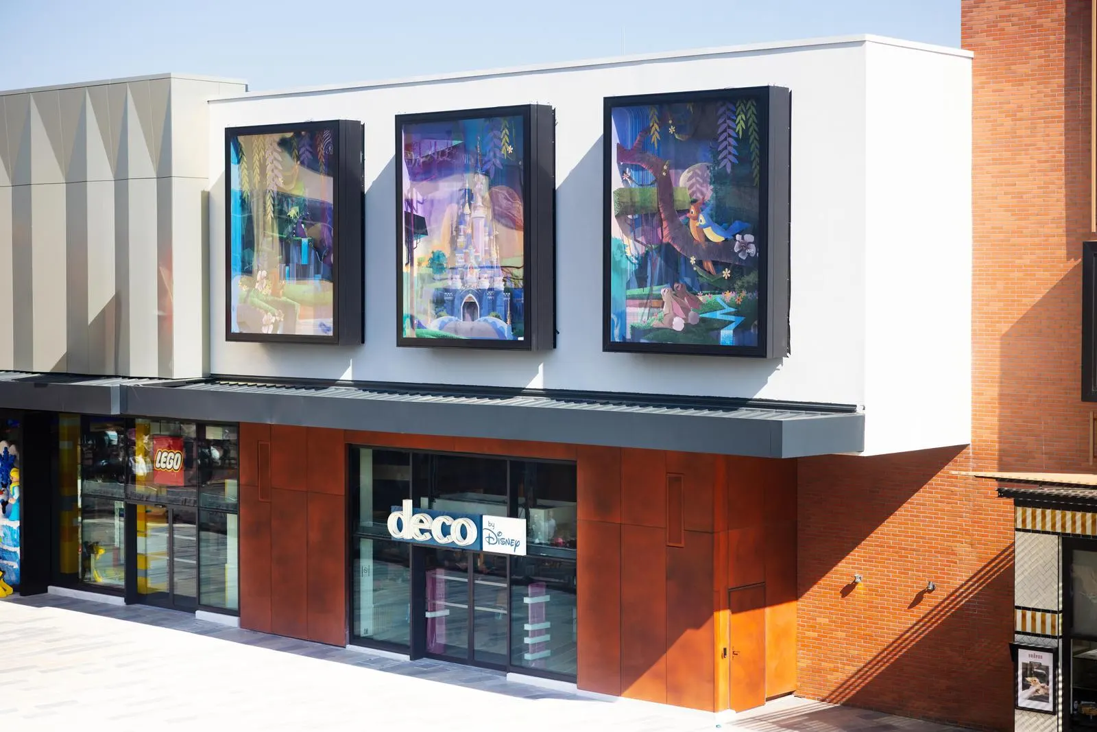 Deco by Disney in Disney Village