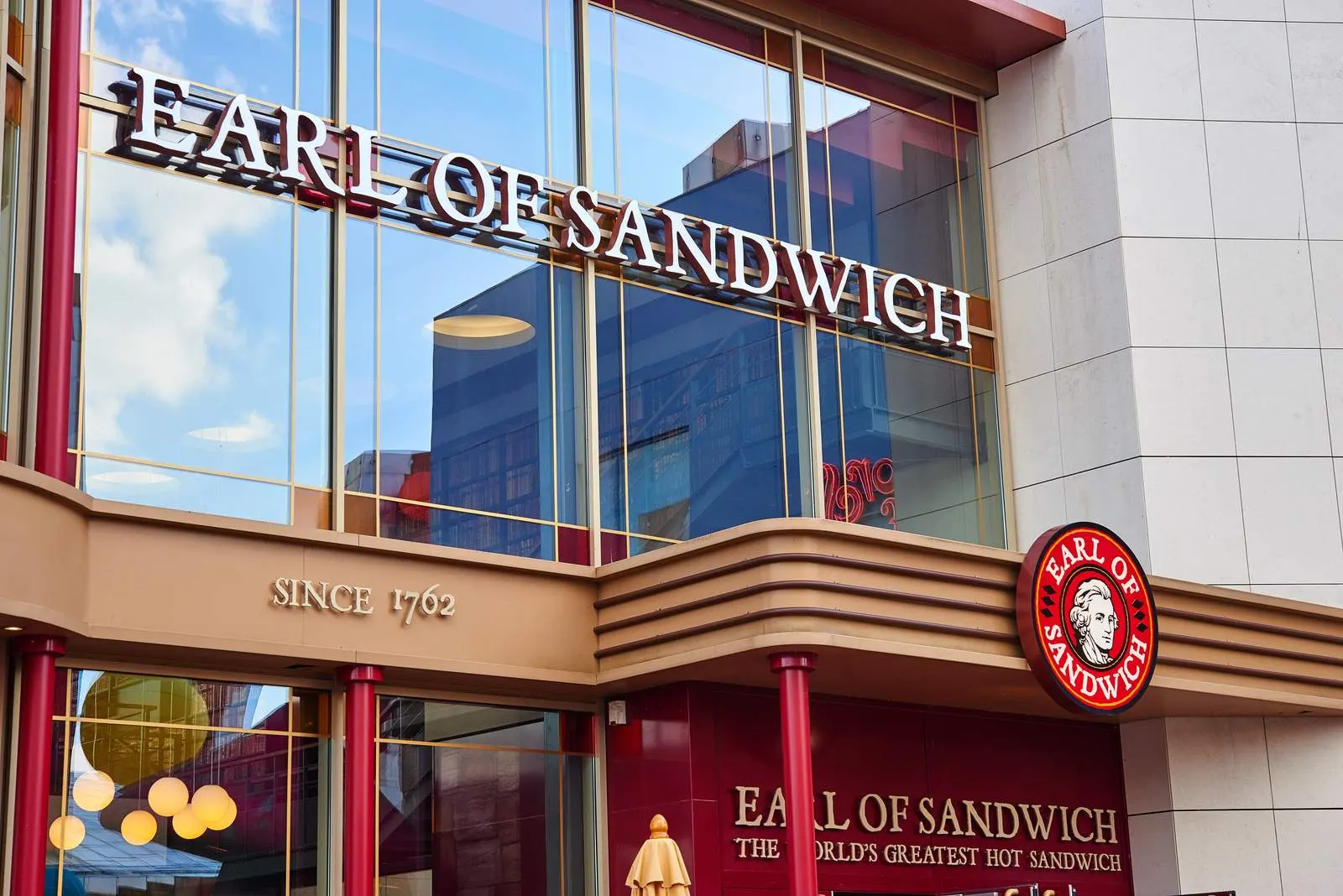 Earl of Sandwich in Disney Village