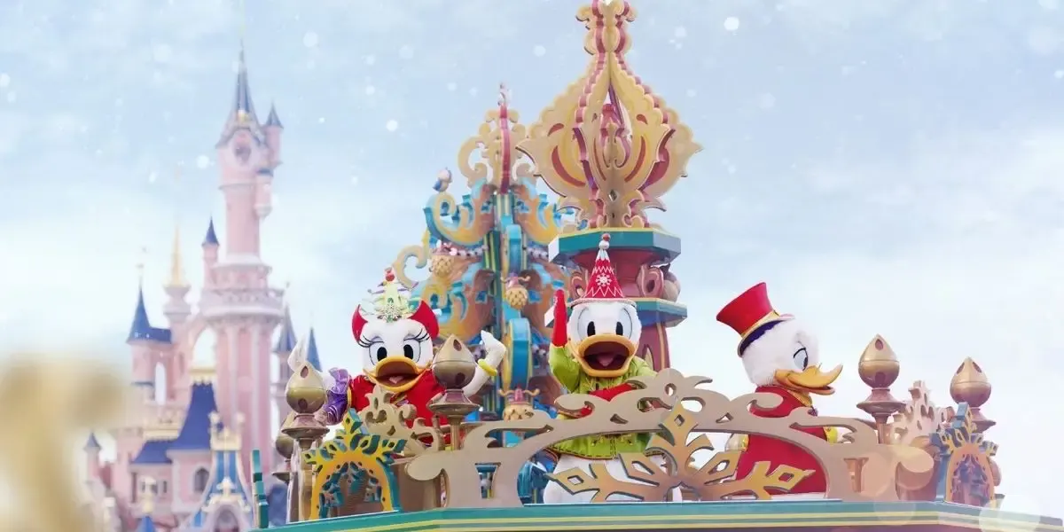 Seizoensparade in Disneyland Paris