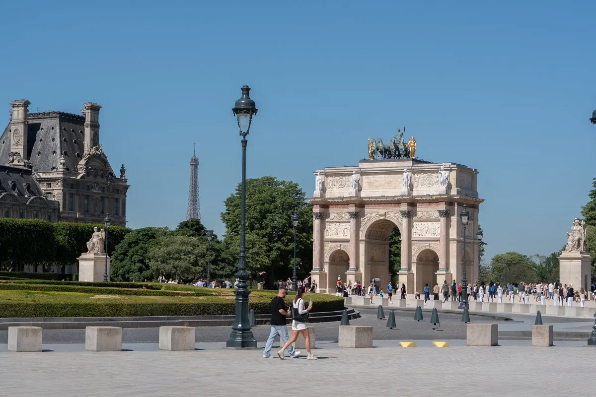 Het Louvre in Parijs, tijdens Napoleons bewind kort het Musee Napoleon