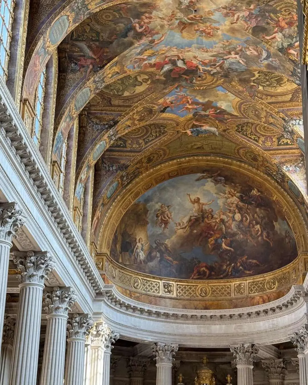 Plafondschildering in het Paleis van Versailles