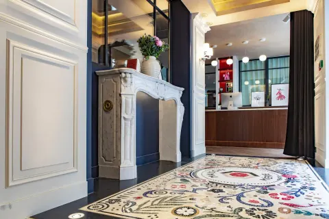 Hotel Maison Mère in Parijs, receptie