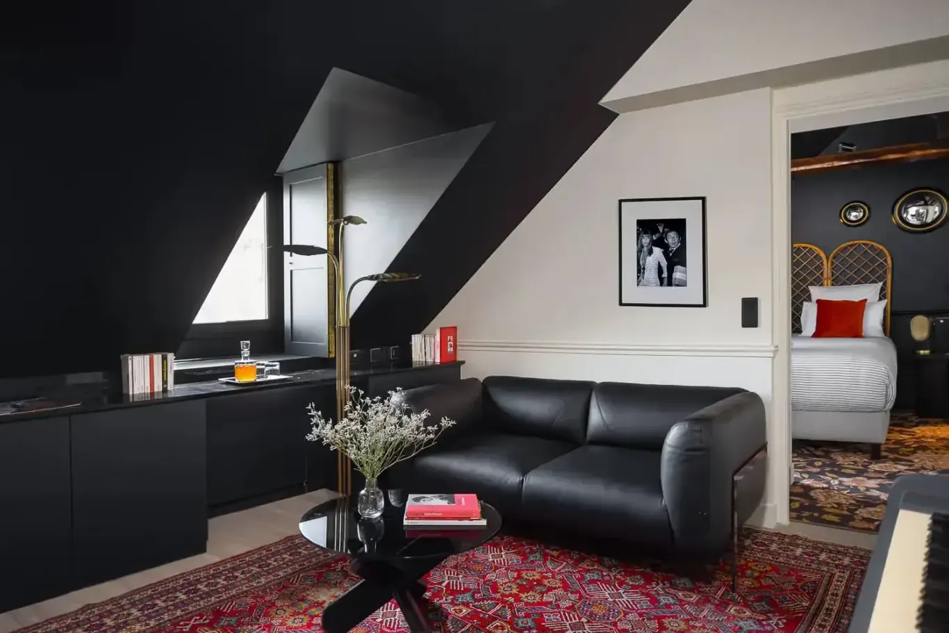 Chouchou Hotel in Parijs, junior suite l'anamour by elise chalmin