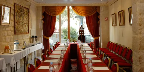 Familia Hôtel in Parijs