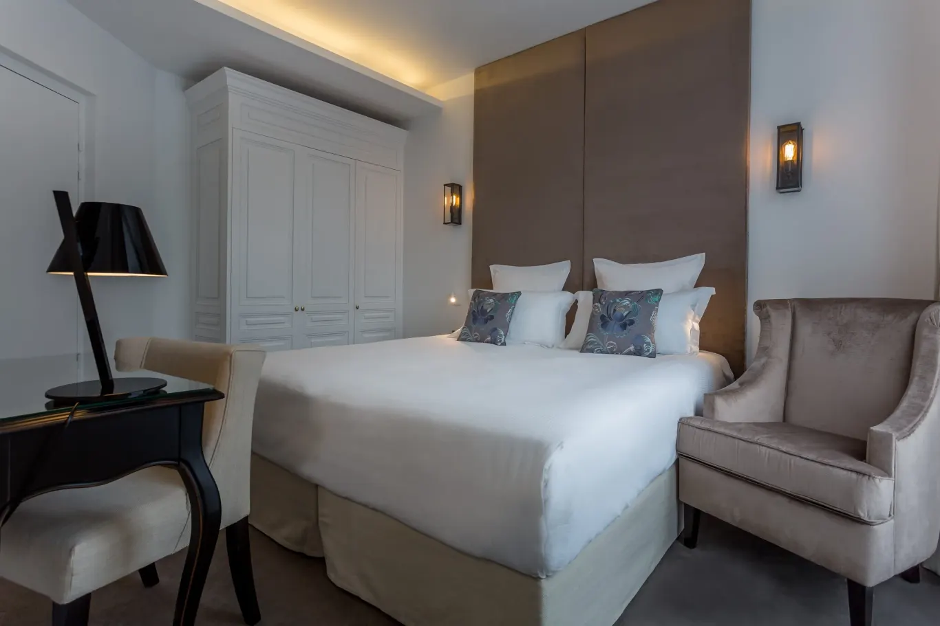 Hôtel La Comtesse in Parijs, classic baronne room
