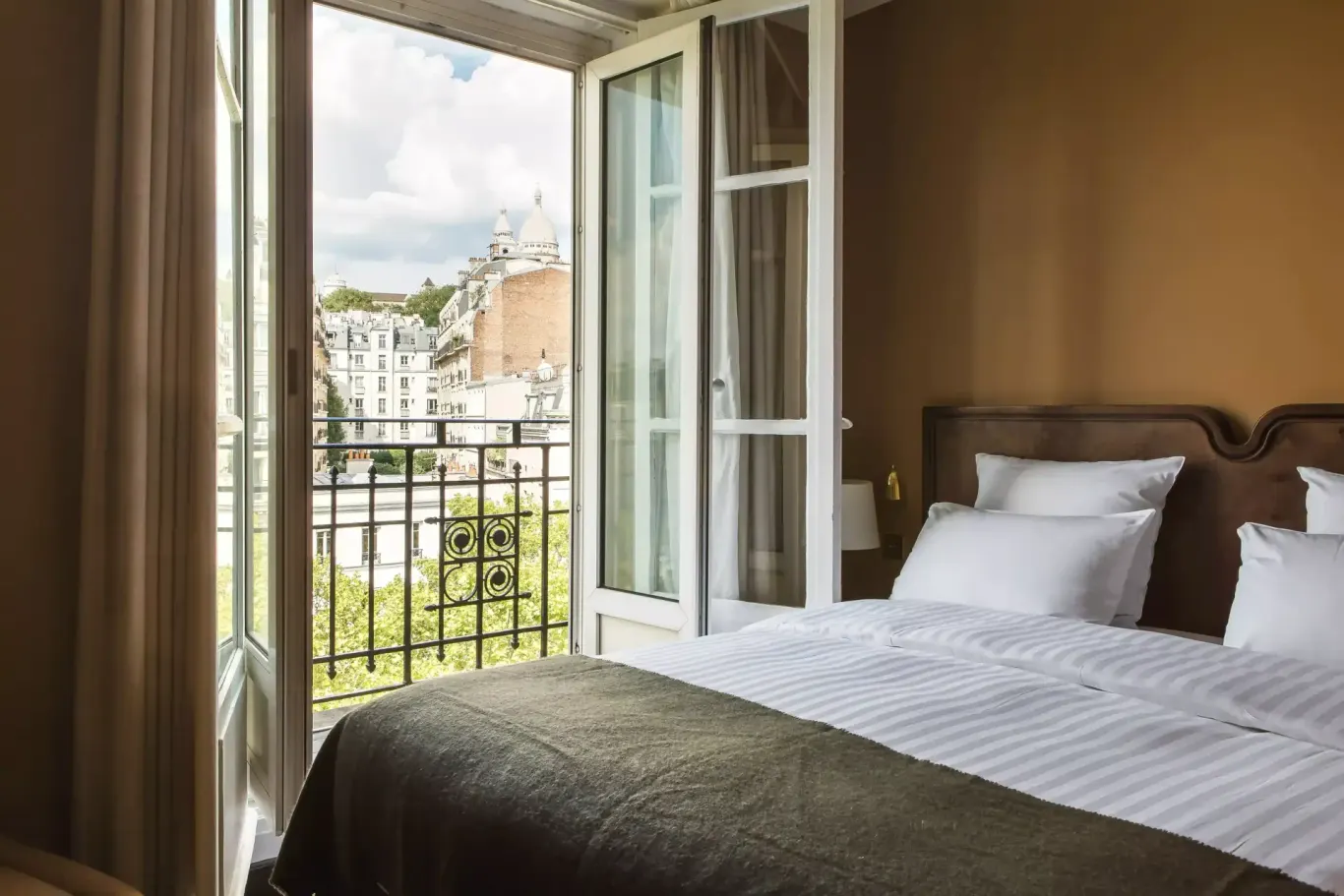 Chambre Executive in Hotel Rochechouart, Parijs