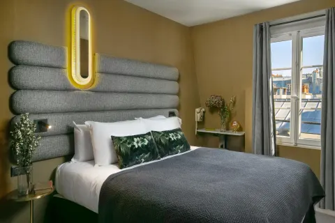 La Planque Hotel in Parijs, kamer