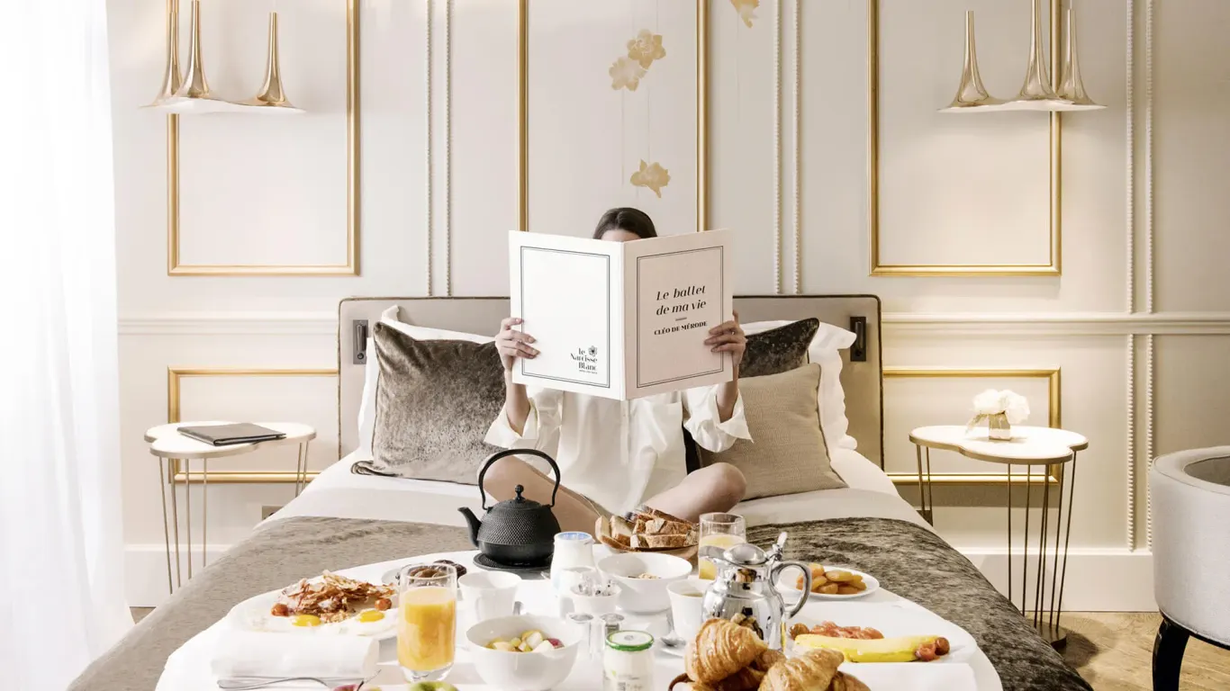Le Narcisse Blanc Hôtel & Spa in Parijs, suite cléo