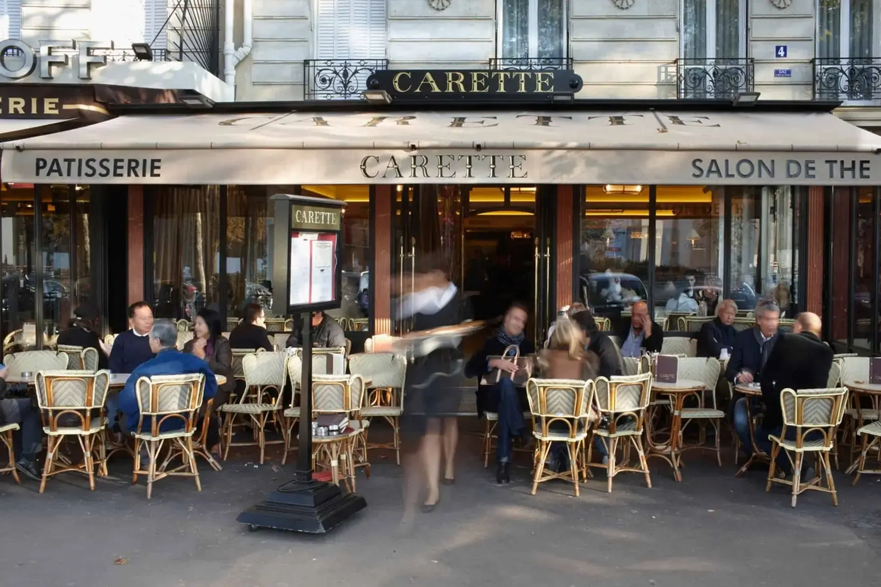 Het terras van Carette aan het Trocadero in Parijs