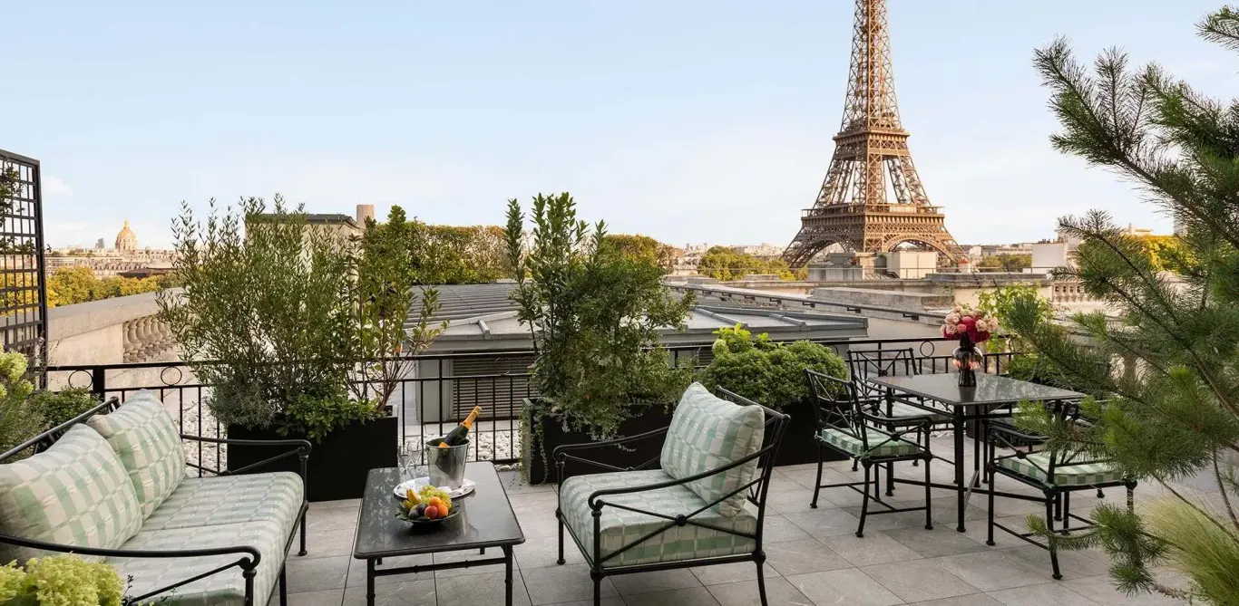 Suite in Shangri-La Paris, Parijs